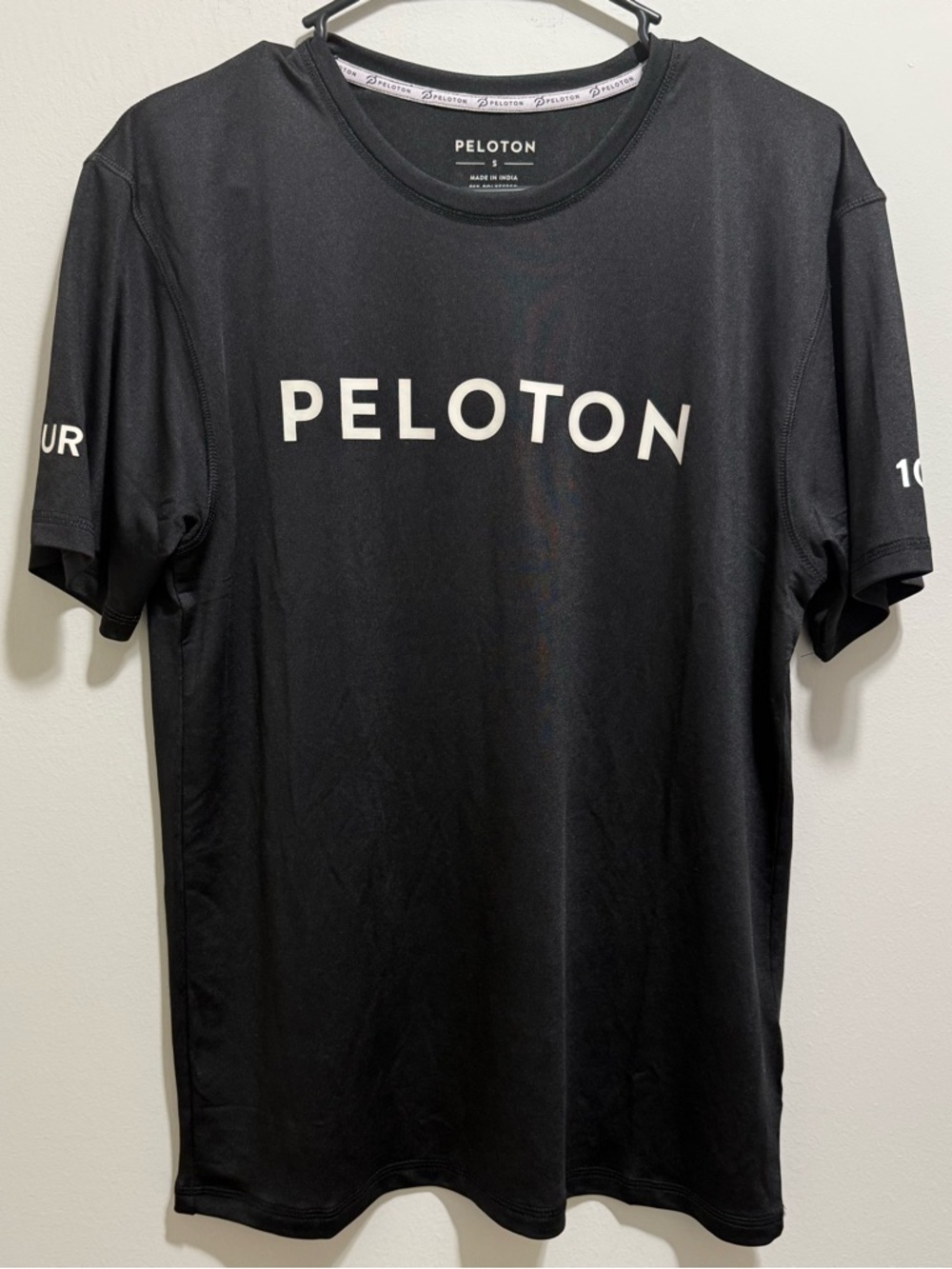 Peloton Century Club Shirt Men’s Small Black Excellent Performance Short Sleeve